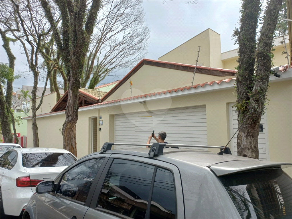 Casa com 800 metros de Terreno uma Mini Chácara dentro do Bairro Jardim Floresta!