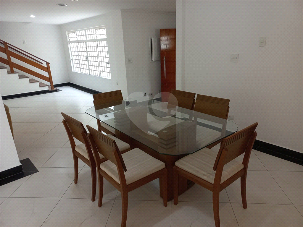 Casa com 800 metros de Terreno uma Mini Chácara dentro do Bairro Jardim Floresta!!