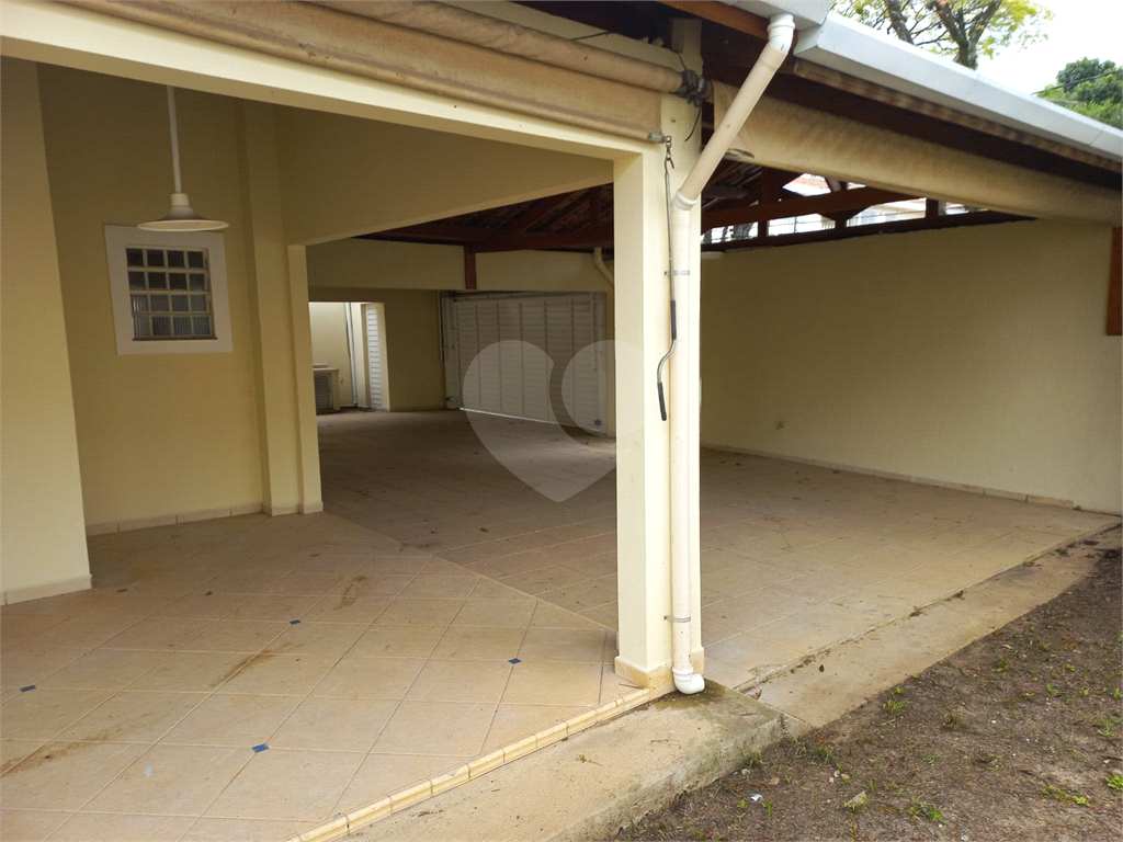 Casa com 800 metros de Terreno uma Mini Chácara dentro do Bairro Jardim Floresta!!