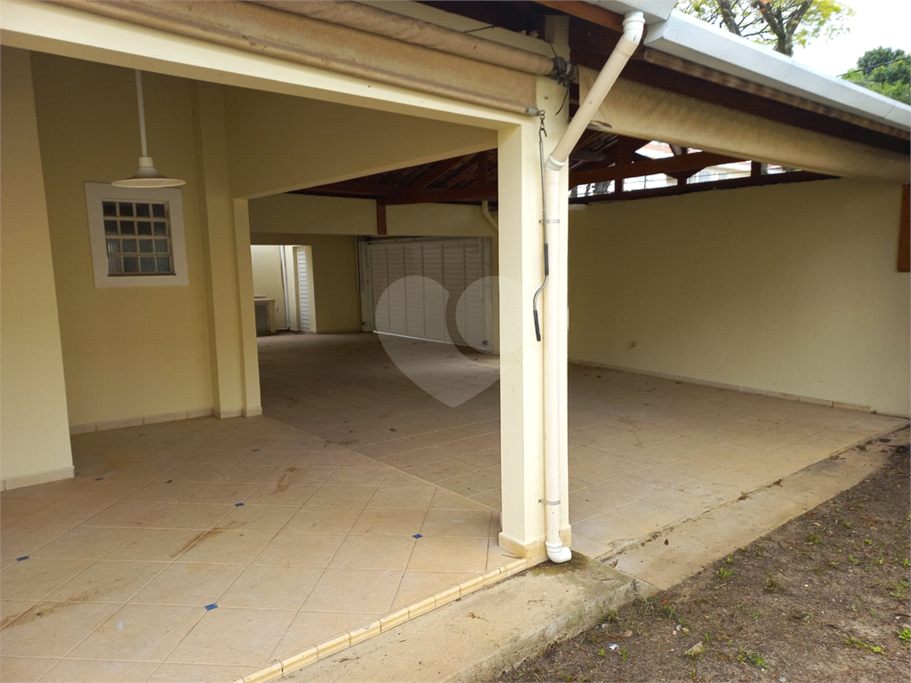 Casa com 800 metros de Terreno uma Mini Chácara dentro do Bairro Jardim Floresta!