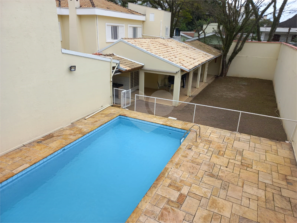 Casa com 800 metros de Terreno uma Mini Chácara dentro do Bairro Jardim Floresta!!