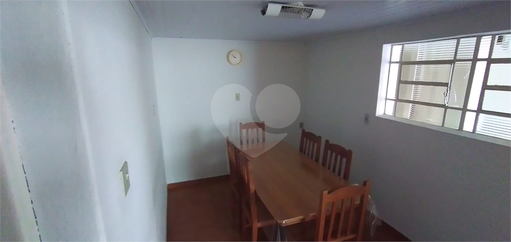 Casa à venda com 3 quartos, 188m² - Foto 3