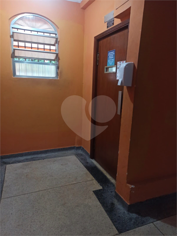 Apartamento à venda na Praia Grande - 47,73m² com 1 dormitório e 1 vaga no bairro Vila Mirim