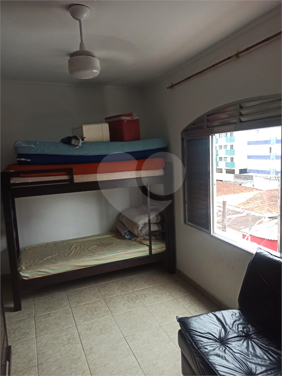 Apartamento à venda na Praia Grande - 47,73m² com 1 dormitório e 1 vaga no bairro Vila Mirim