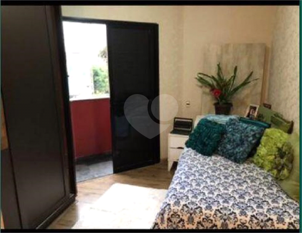 Apartamento à venda com 4 quartos, 150m² - Foto 8