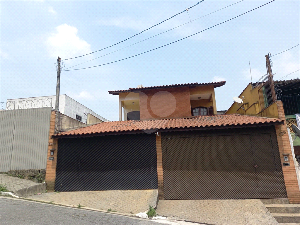 Sobrado de 4 quartos 1 suíte 2 vagas na Vila Ede/ Vila Guilherme