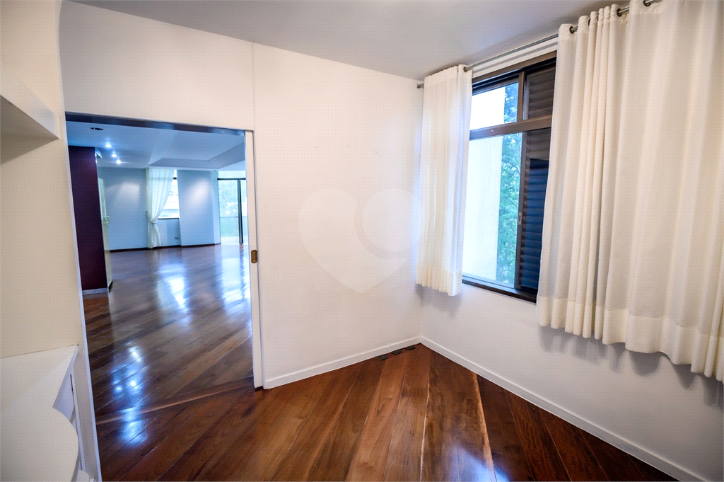 VENDE ALTO PADRÃO - APTO 220.00M² - 3 DORMS. 3 SUÍTES 3 VAGAS - MORUMBI