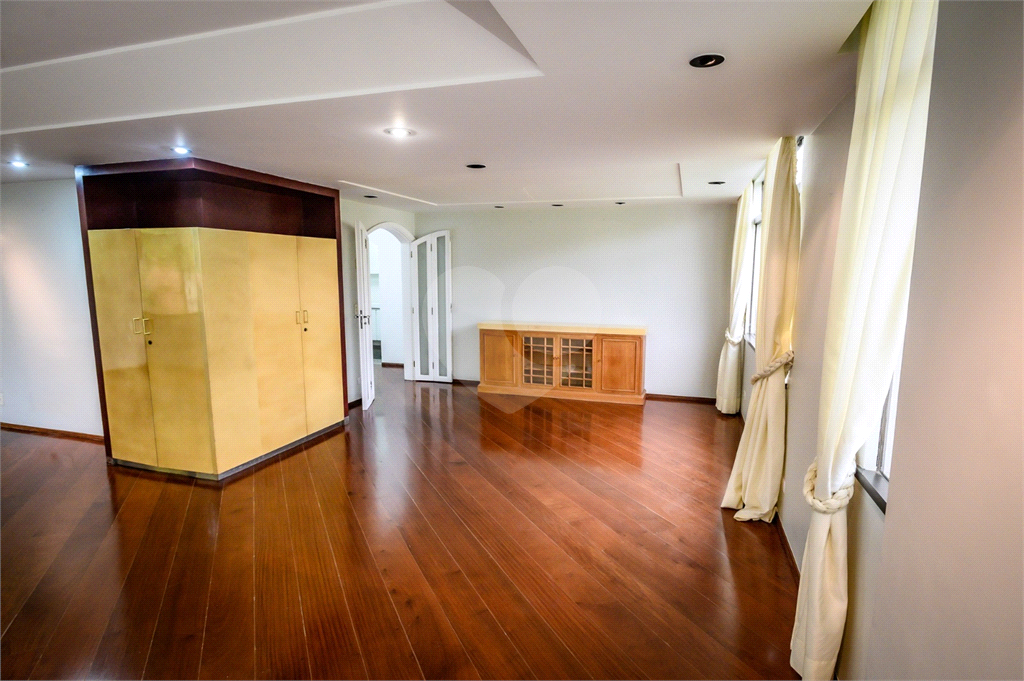 VENDE ALTO PADRÃO - APTO 220.00M² - 3 DORMS. 3 SUÍTES 3 VAGAS - MORUMBI