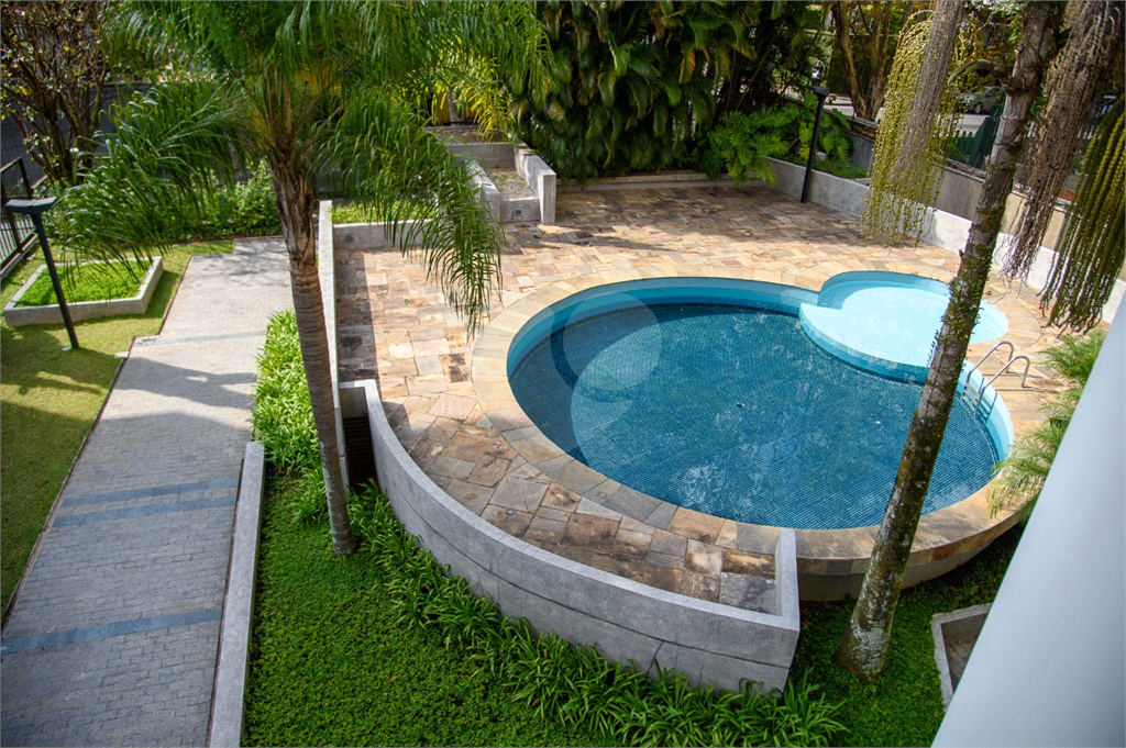 VENDE ALTO PADRÃO - APTO 220.00M² - 3 DORMS. 3 SUÍTES 3 VAGAS - MORUMBI