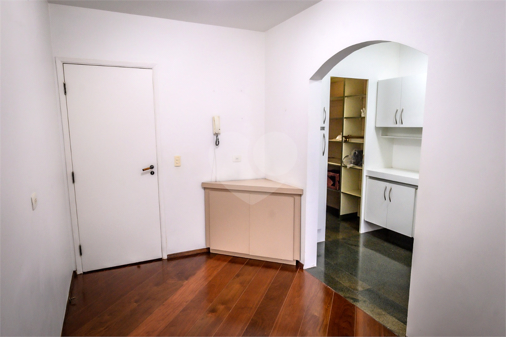 VENDE ALTO PADRÃO - APTO 220.00M² - 3 DORMS. 3 SUÍTES 3 VAGAS - MORUMBI