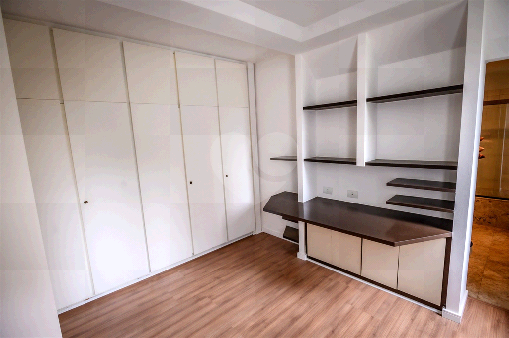 VENDE ALTO PADRÃO - APTO 220.00M² - 3 DORMS. 3 SUÍTES 3 VAGAS - MORUMBI