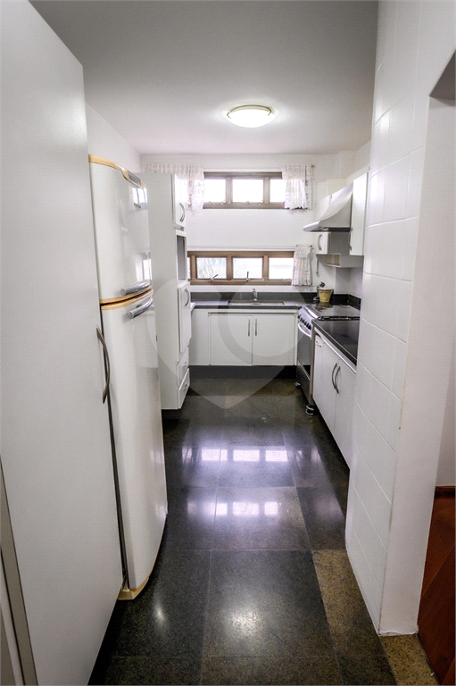 VENDE ALTO PADRÃO - APTO 220.00M² - 3 DORMS. 3 SUÍTES 3 VAGAS - MORUMBI