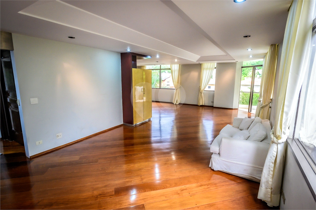 VENDE ALTO PADRÃO - APTO 220.00M² - 3 DORMS. 3 SUÍTES 3 VAGAS - MORUMBI