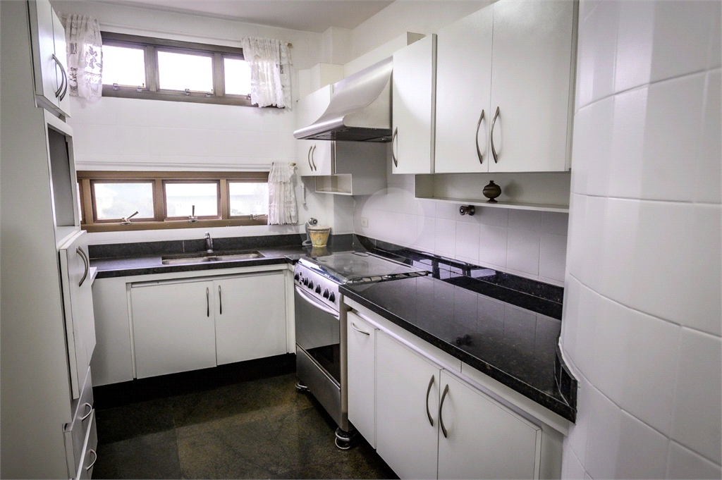 VENDE ALTO PADRÃO - APTO 220.00M² - 3 DORMS. 3 SUÍTES 3 VAGAS - MORUMBI