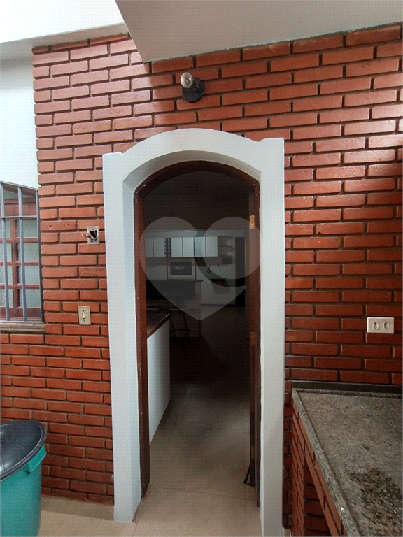 Casa à venda com 3 quartos, 247m² - Foto 28