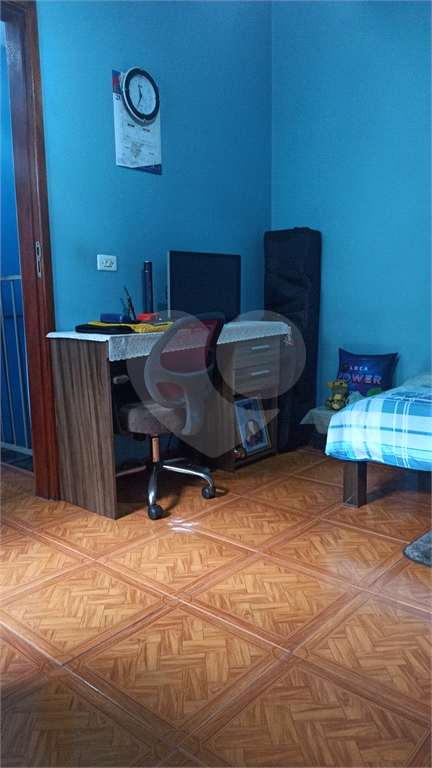 Casa com 04 Cômodos a venda no Jardim Vale da Virtudes. 