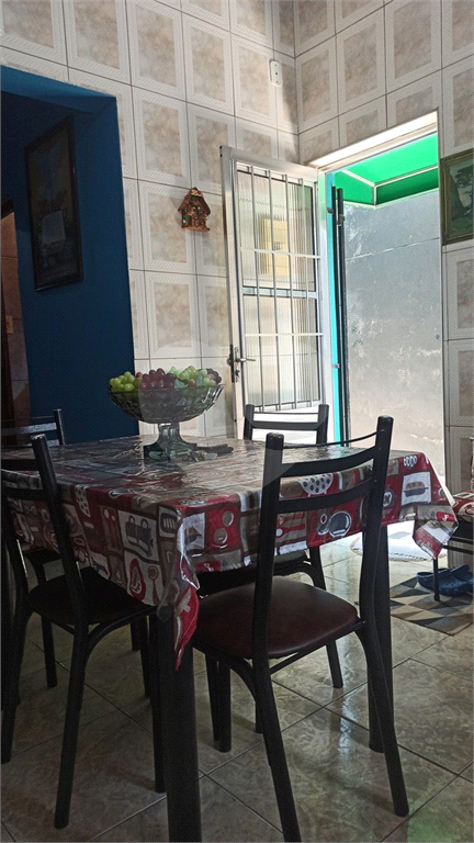 Casa com 04 Cômodos a venda no Jardim Vale da Virtudes. 