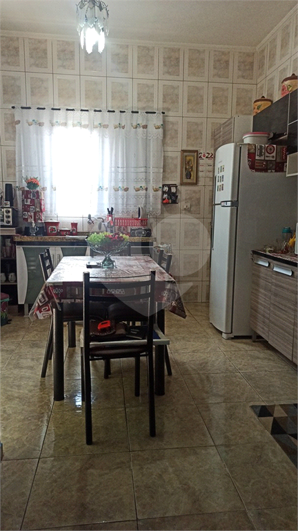 Casa com 04 Cômodos a venda no Jardim Vale da Virtudes. 