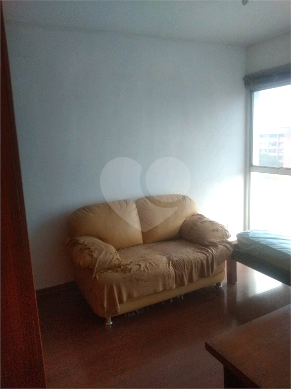APARTAMENTO em VILA CLEMENTINO