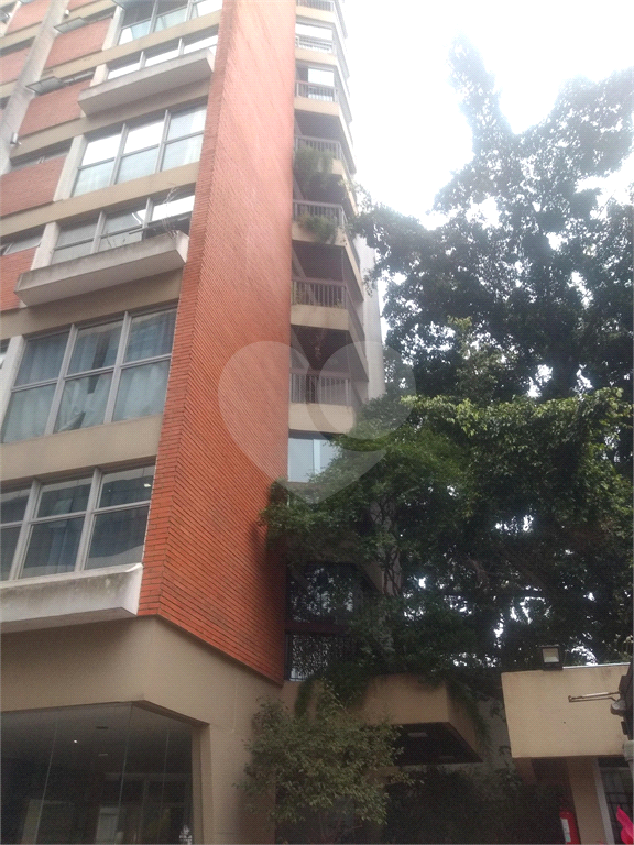 APARTAMENTO em VILA CLEMENTINO