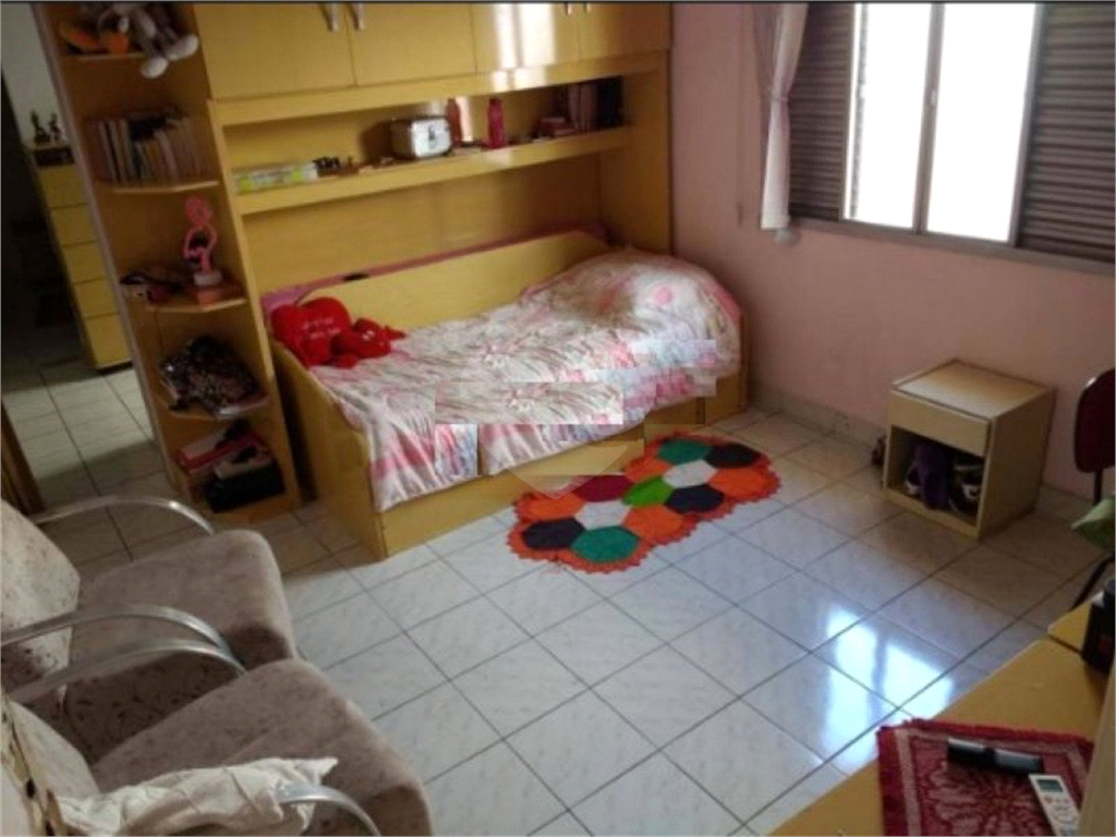 Sobrado a venda no Jardim Guança