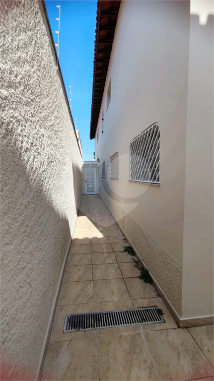 Sobrado 3 dorm no Parque São Domingos. 