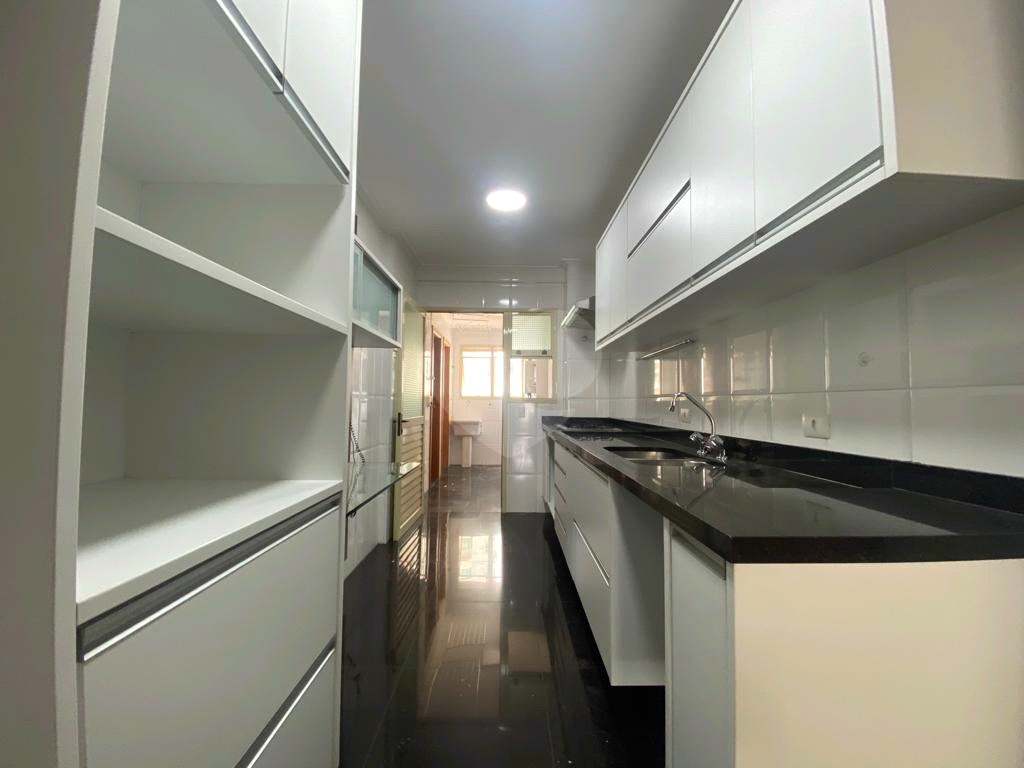 APARTAMENTO em SANTANA