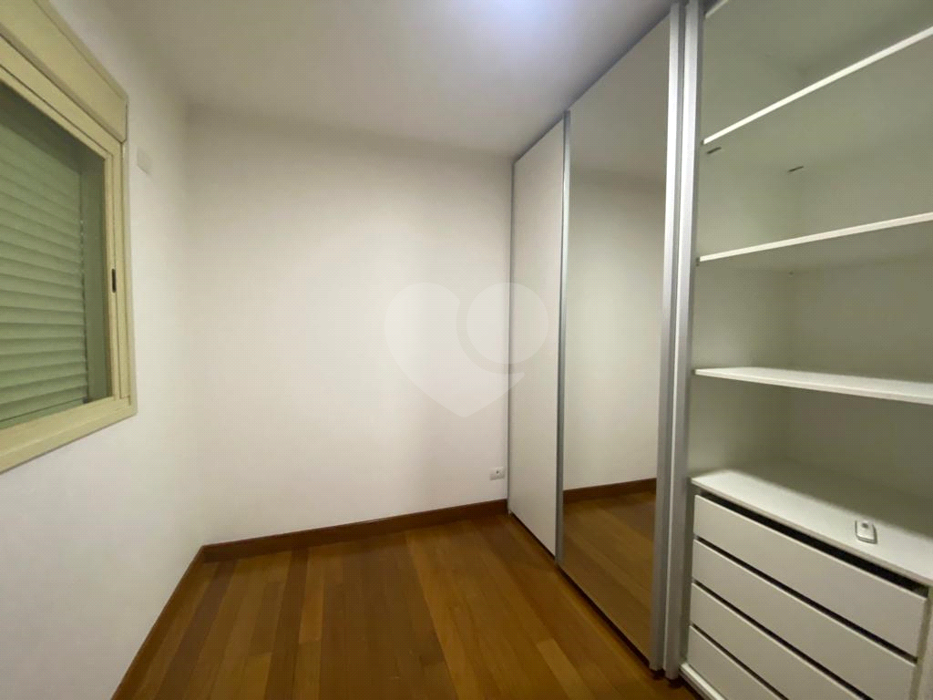 APARTAMENTO em SANTANA