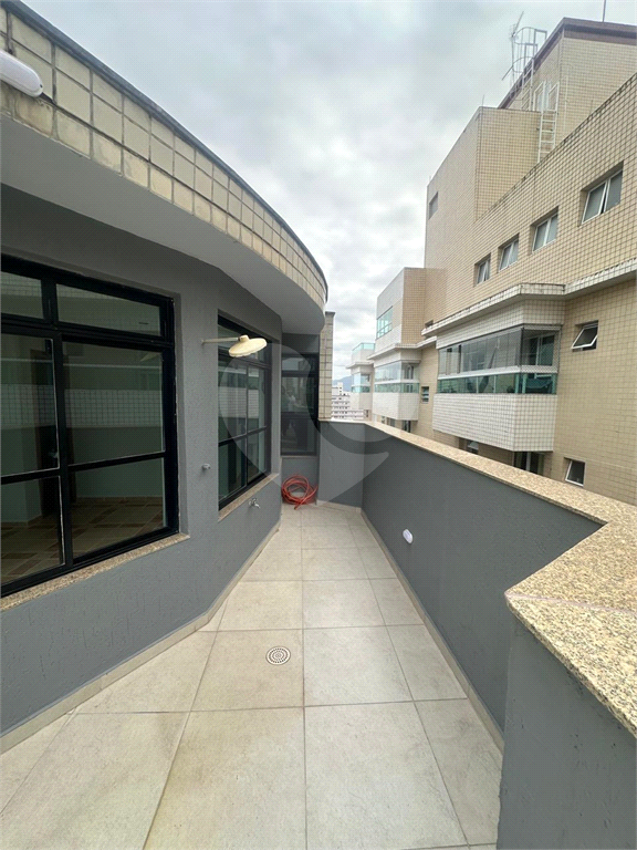 Cobertura de 246 m² à venda na PRAIA GRANDE - CAIÇARA