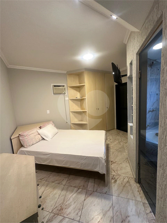 Cobertura de 246 m² à venda na PRAIA GRANDE - CAIÇARA