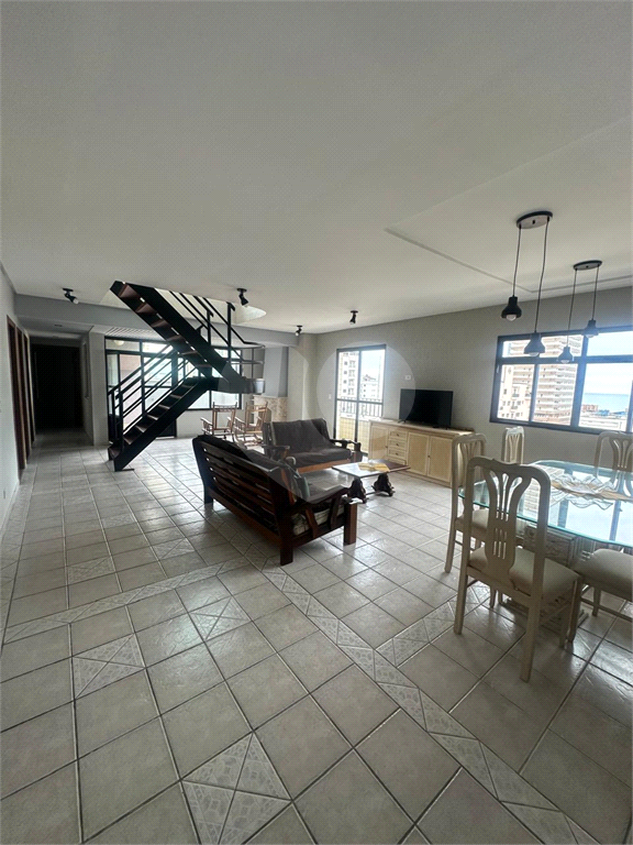 Cobertura de 246 m² à venda na PRAIA GRANDE - CAIÇARA