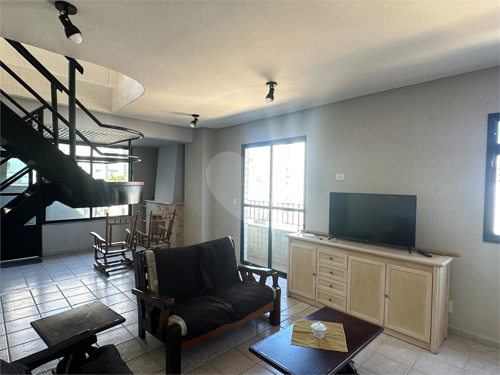 Cobertura de 246 m² à venda na PRAIA GRANDE - CAIÇARA