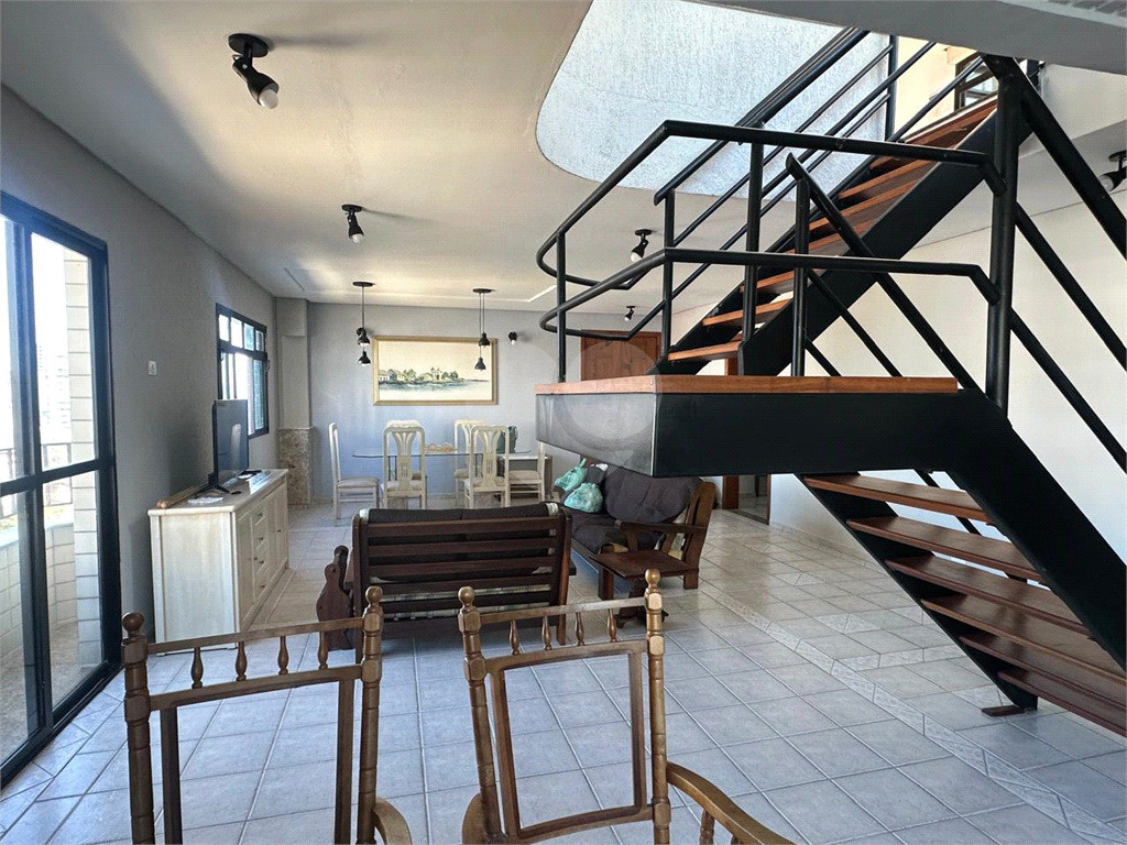 Cobertura de 246 m² à venda na PRAIA GRANDE - CAIÇARA