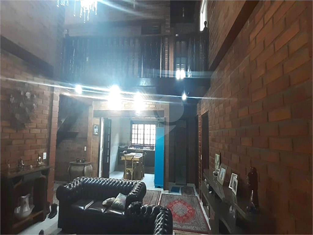 Casa de Condomínio à venda com 3 quartos, 258m² - Foto 16