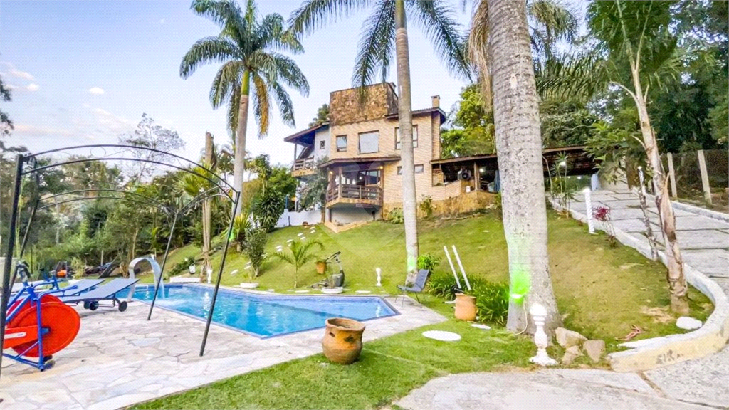 Casa de Condomínio à venda com 4 quartos, 350m² - Foto 15