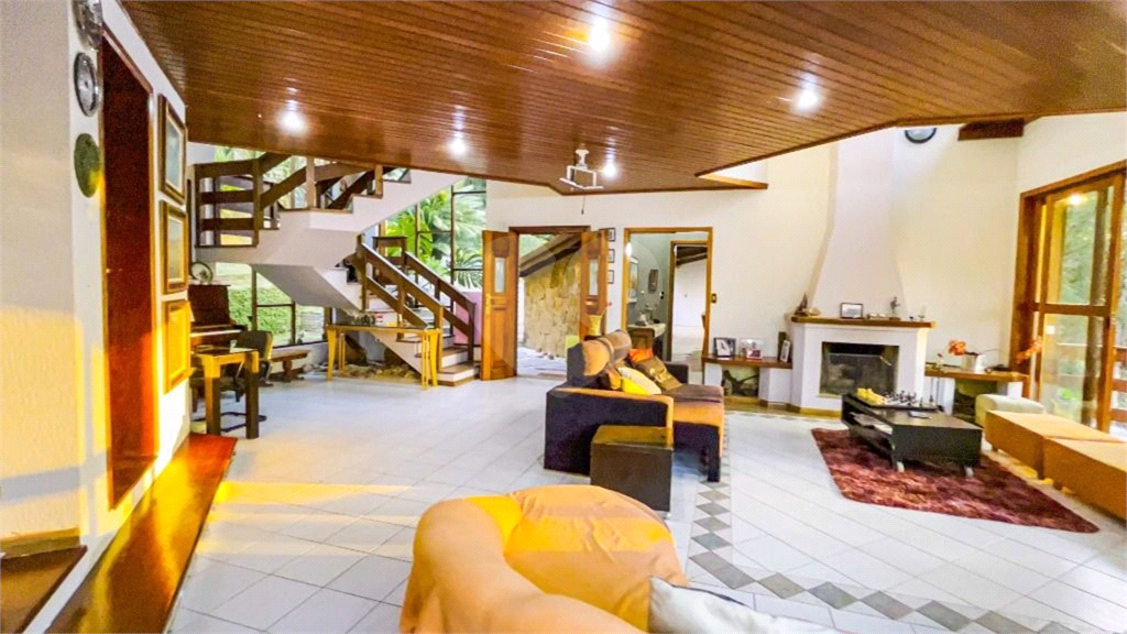 Casa de Condomínio à venda com 4 quartos, 350m² - Foto 7