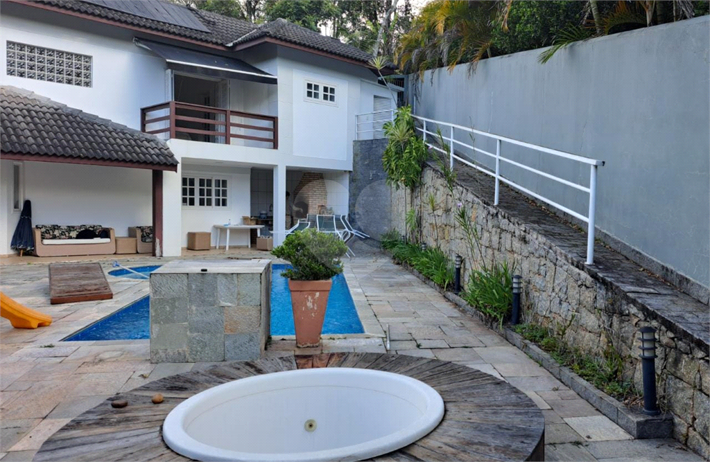 Casa de Condomínio à venda com 4 quartos, 222m² - Foto 46