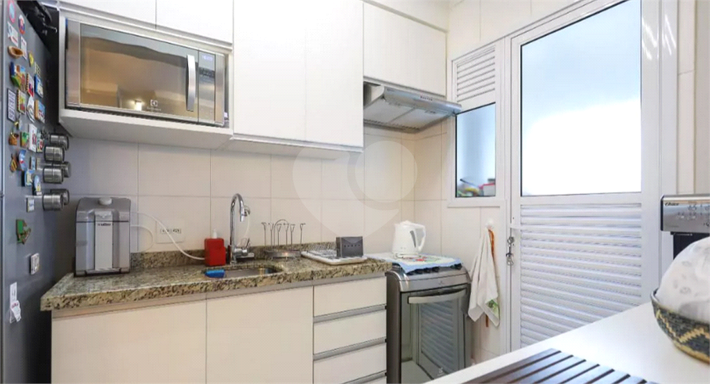 Apartamento 2 dorm (1 suíte), varanda, 2 vagas na Freguesia do Ó