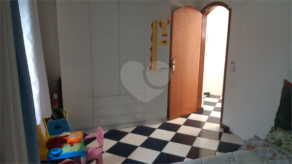 Casa à venda com 3 quartos, 229m² - Foto 34