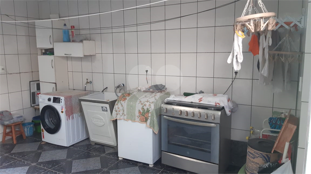 Casa à venda com 3 quartos, 229m² - Foto 12