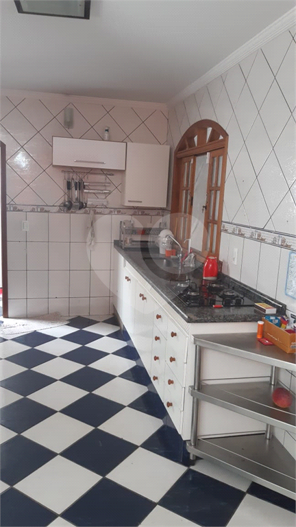 Casa à venda com 3 quartos, 229m² - Foto 6