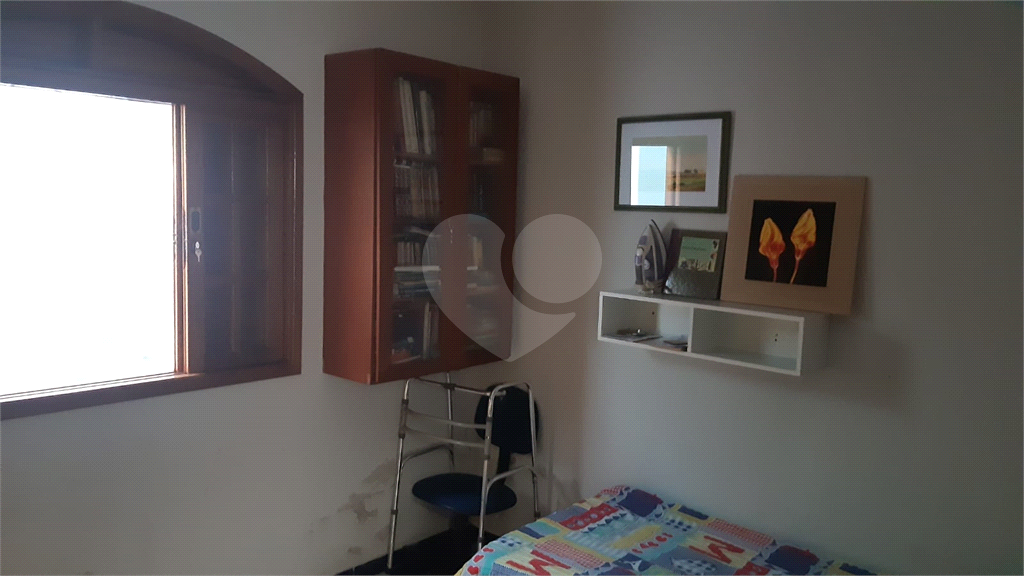 Casa à venda com 3 quartos, 229m² - Foto 32