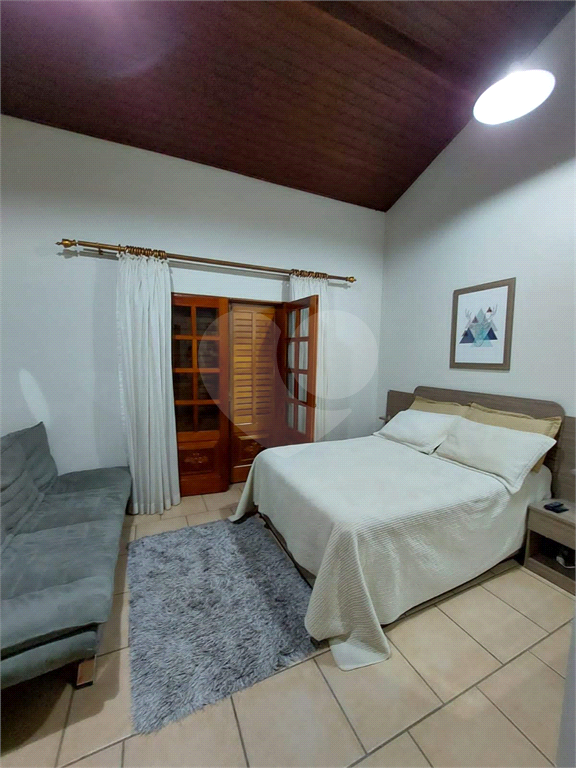 Sobrado à venda com 3 quartos, 299m² - Foto 21