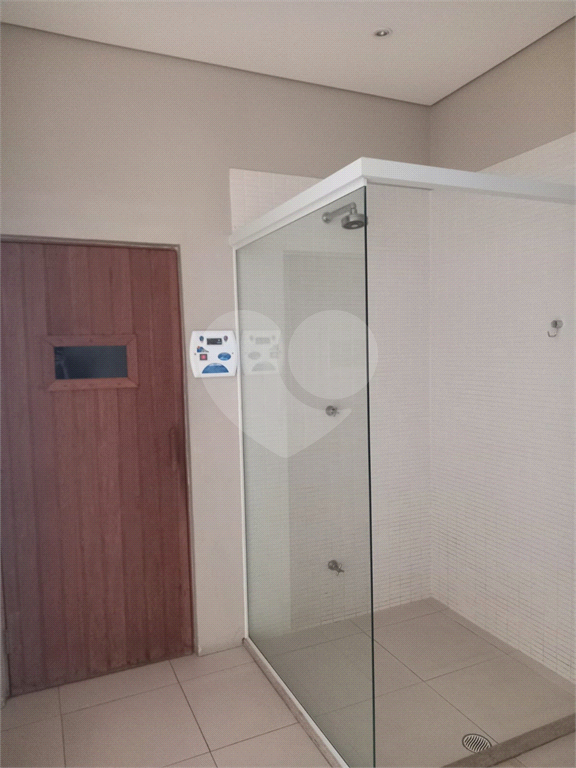  Apartamento na Vila Maria Alta com  2 Dormitórios e 1 Vaga por R$ 640.000,00