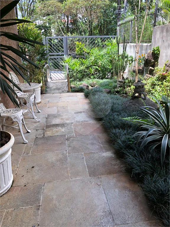 Casa, 3 quartos, 236 m² - Foto 15