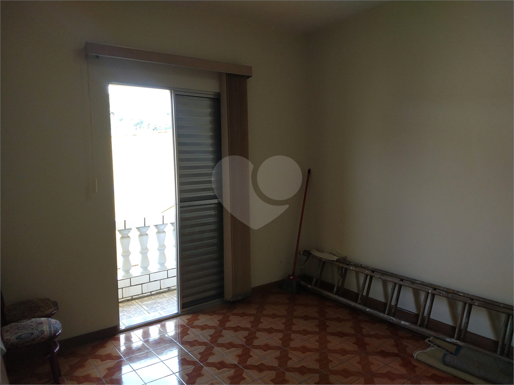 Sobrado à venda com 5 quartos, 210m² - Foto 55