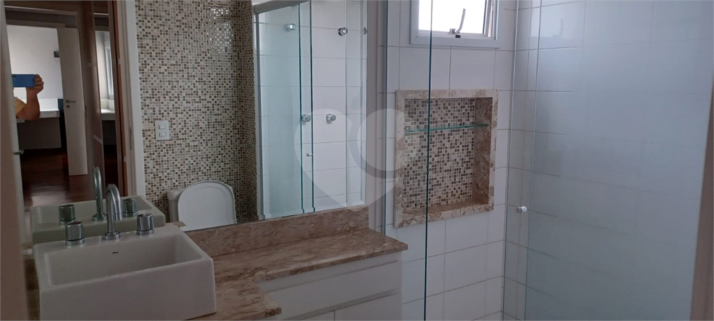 APARTAMENTO em CASA VERDE