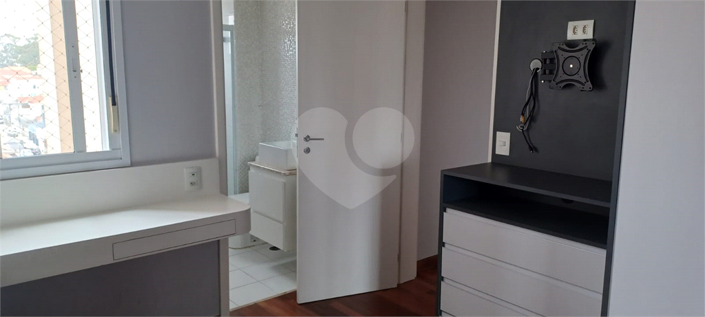 APARTAMENTO em CASA VERDE