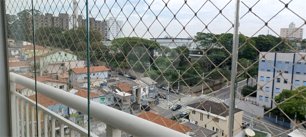 APARTAMENTO em CASA VERDE