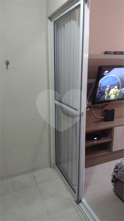 Apartamento à venda na Penha, 2 dorm e 1 vaga.